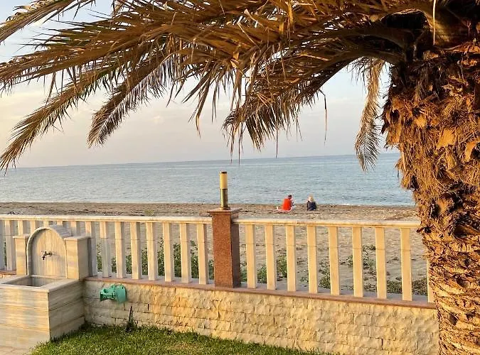 Mesaggala Palace No 1 !!! Firstline Sea * Néa Meságkala