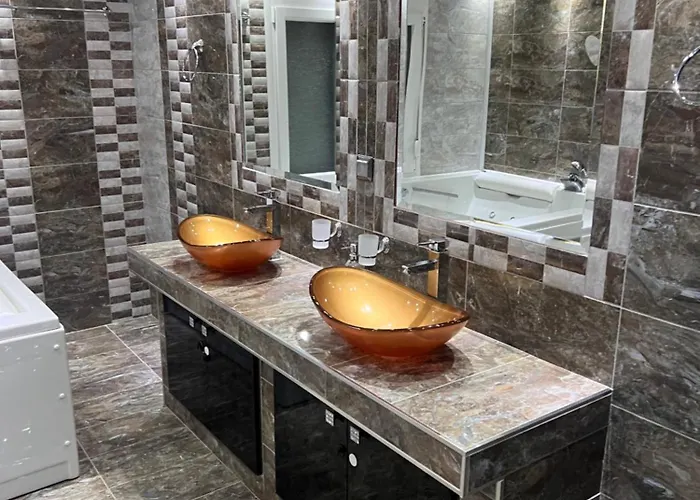 Mesaggala Palace No 1 !!! Firstline Sea Vakantiehuis Néa Meságkala